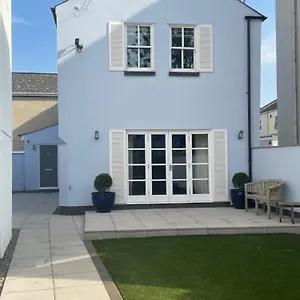 Holiday home The Coach House, Cheltenham
